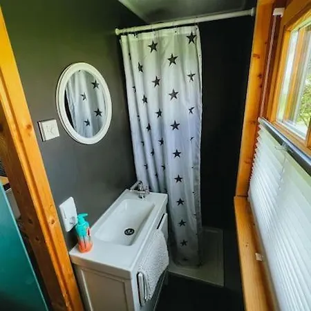 Elke's Cozy Tinyhouse Im Gruenen Tatil Evi