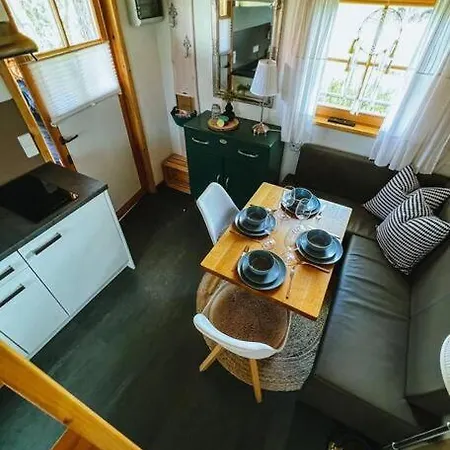 Elke's Cozy Tinyhouse Im Gruenen Tatil Evi Riedhausen